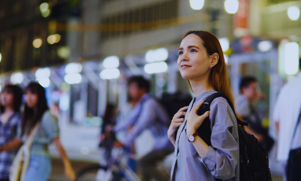 Akiya Sumica service flow