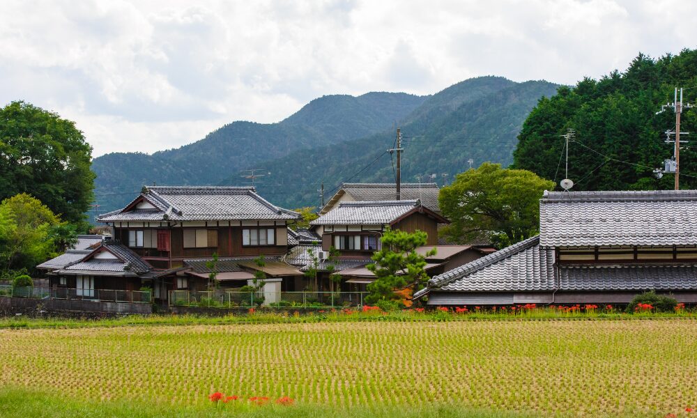 ¿Busca propiedades en Japón? Por qué una Akiya gestionada es su punto de entrada más seguro
